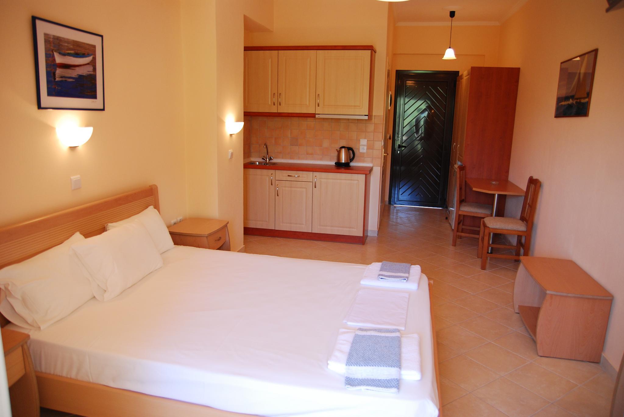 Penelope Hotel Mpoukaris